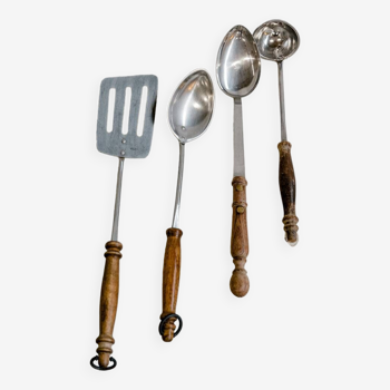Lot of metal and wood utensils