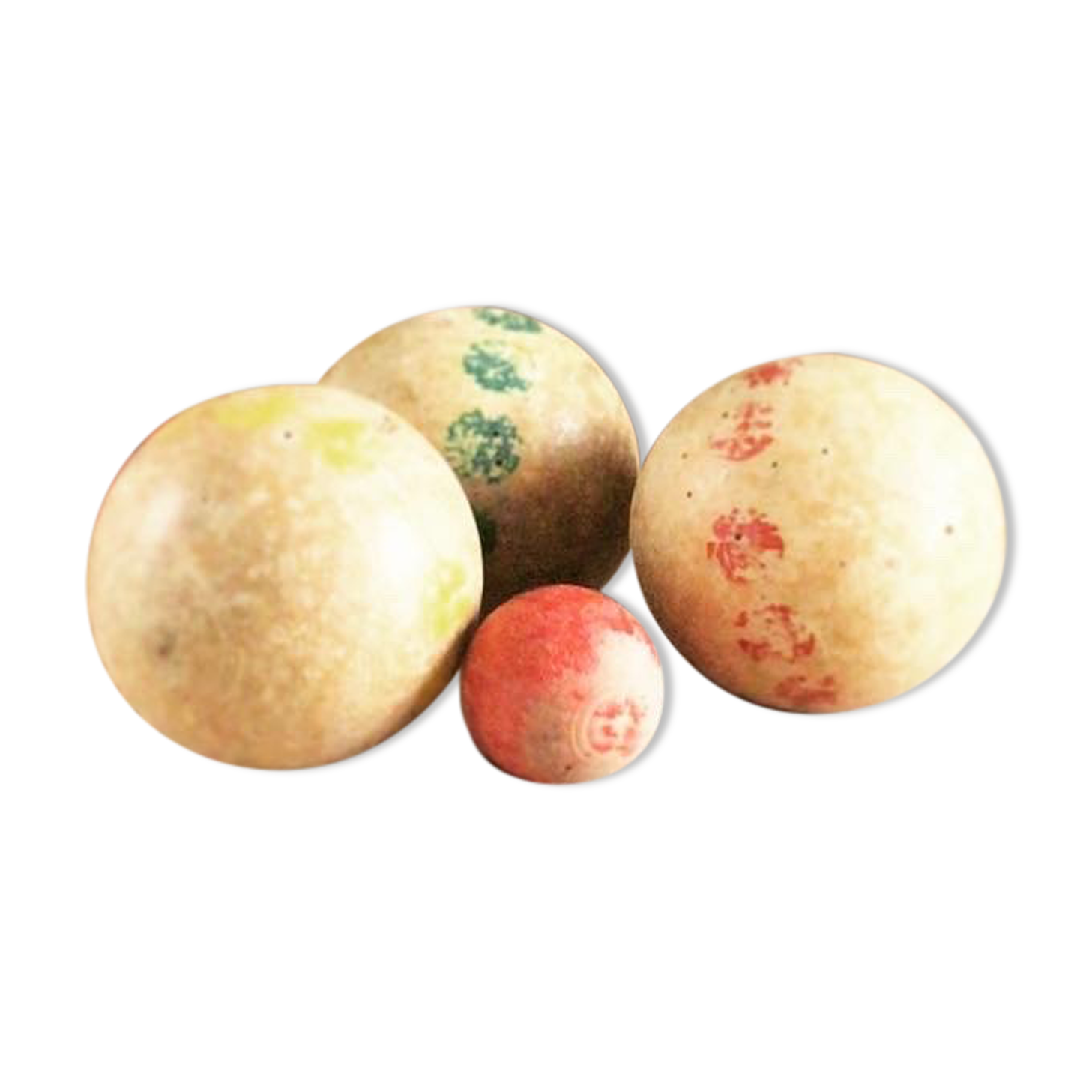 Ancien jeu de boules en bois