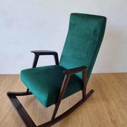 Chaise à bascule vintage des années 50.