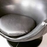 "Jupiter" swivel lounge chair by Pierre Guariche for Meurop