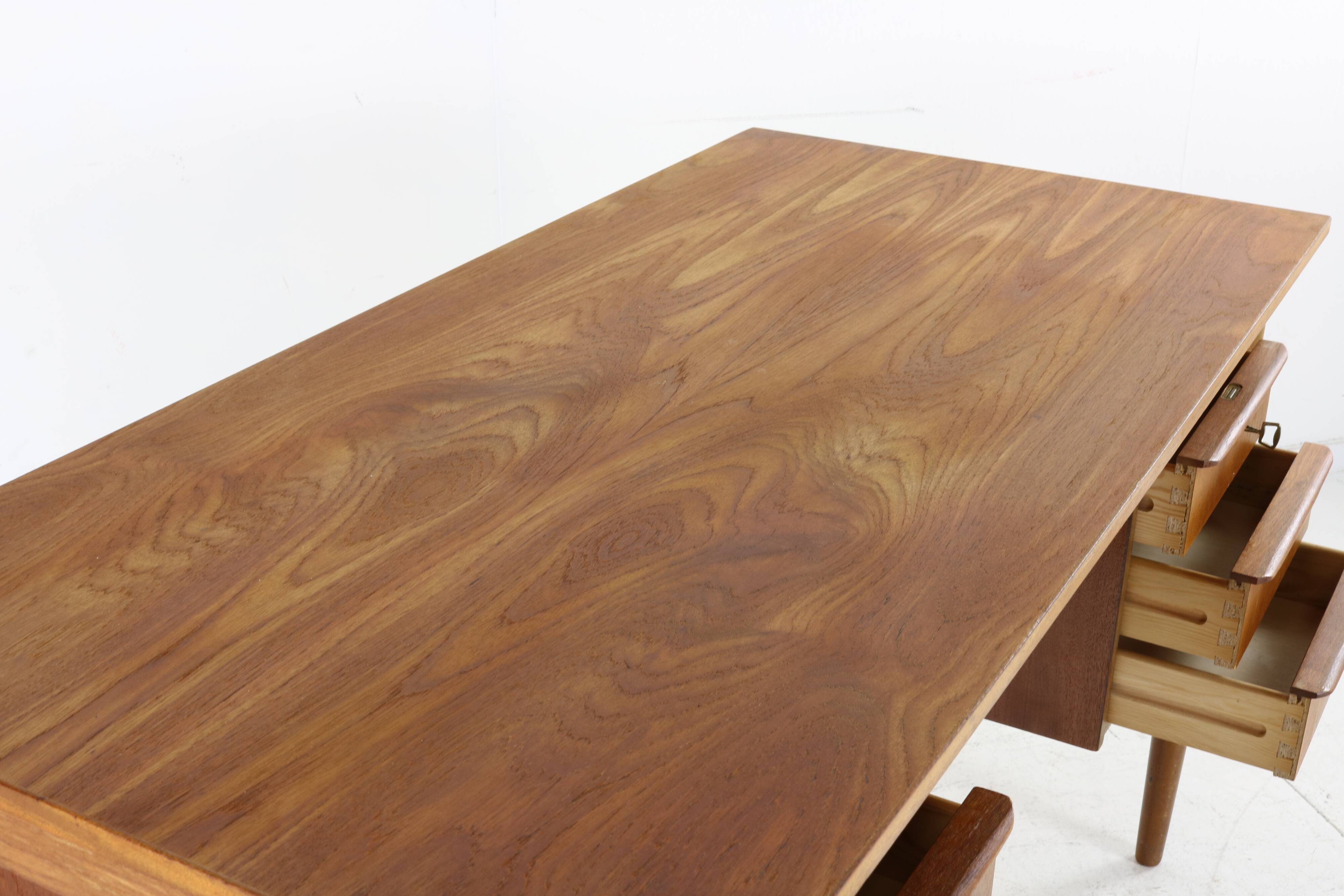 Bureau en teck design danois