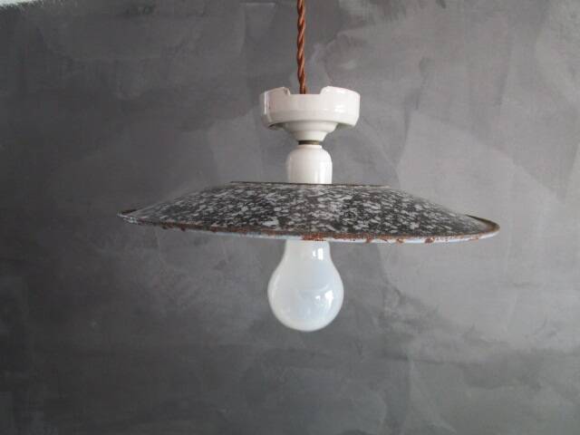 Old pendant light in speckled gray enameled sheet metal
