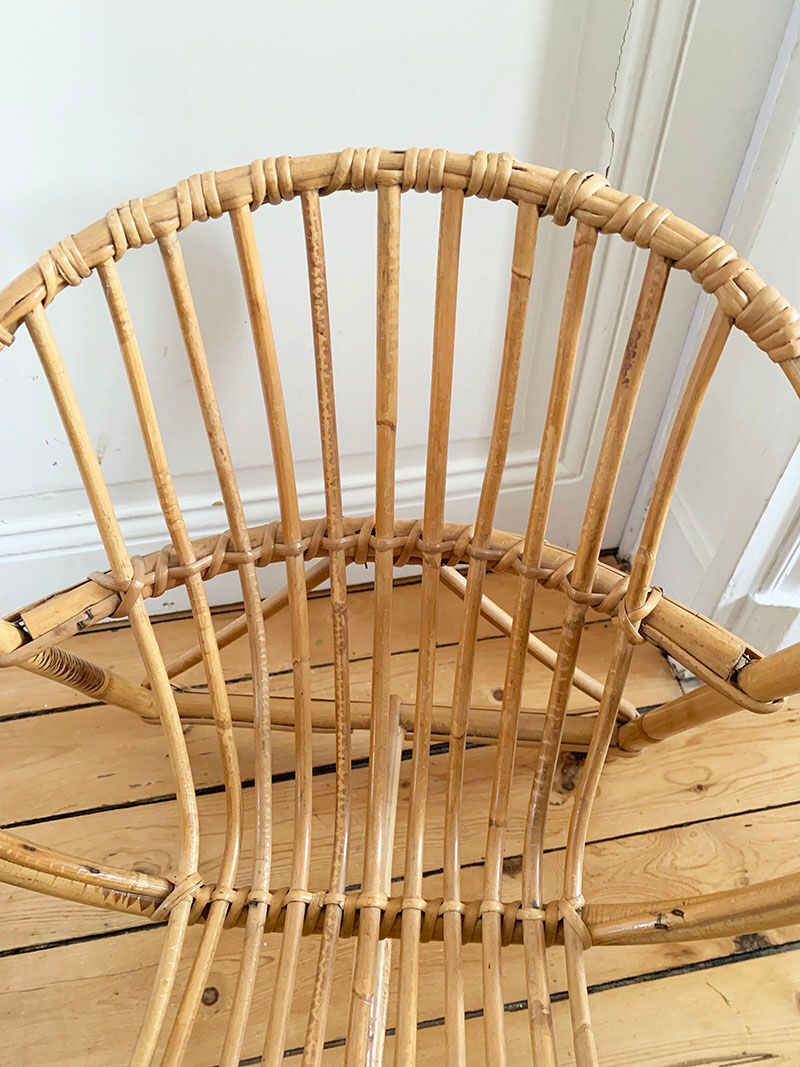 Child chair in rattan