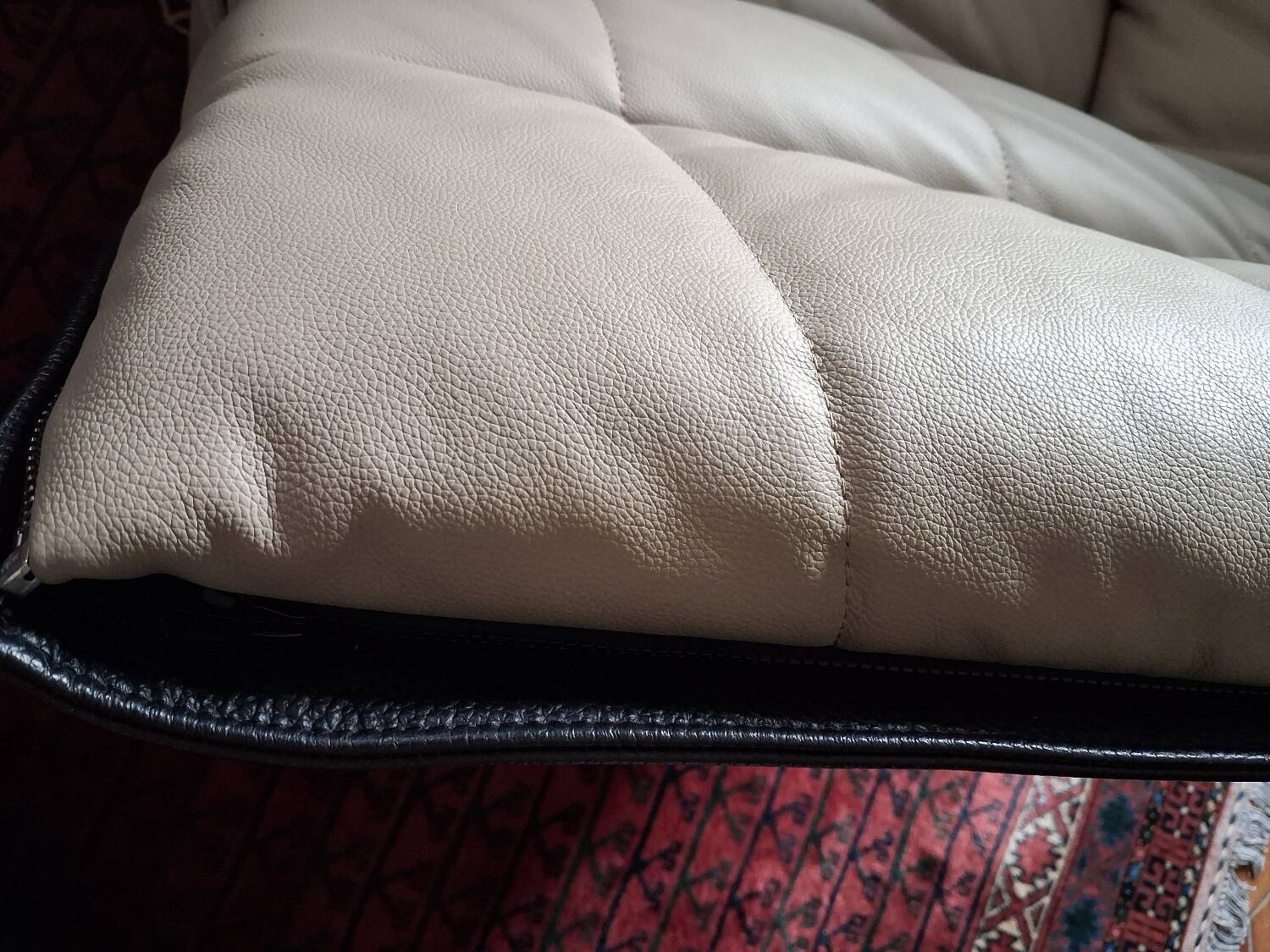 2-seater canapé Ligne Roset model MOEL Ref. 33676