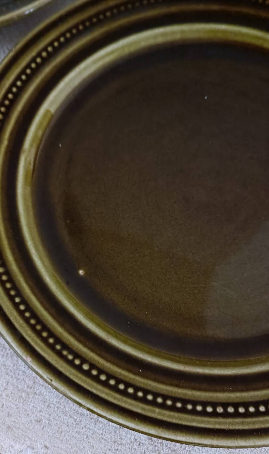 2 vintage Saint Amand plates