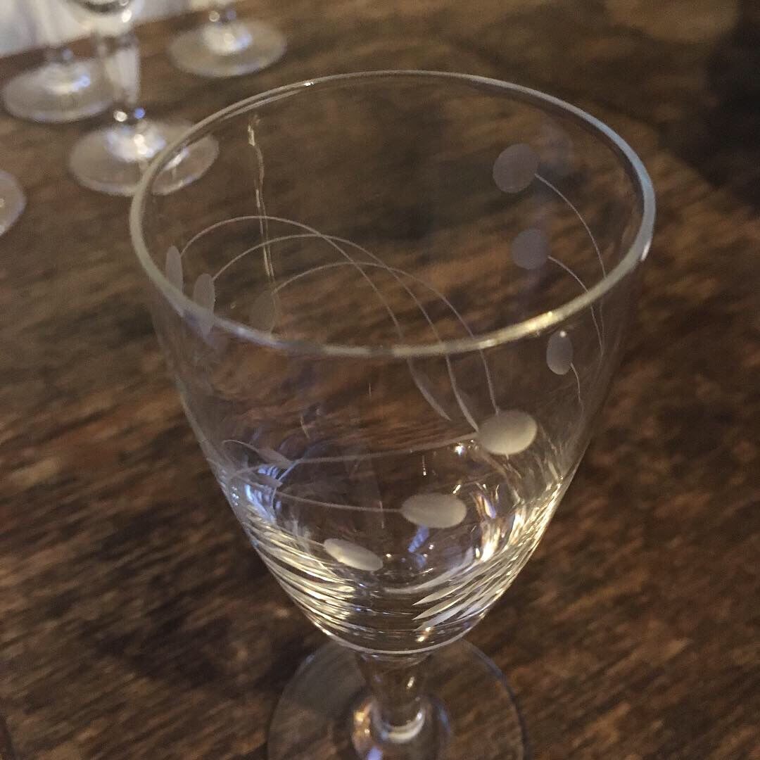 Set of 6 wine glasses etched on foot