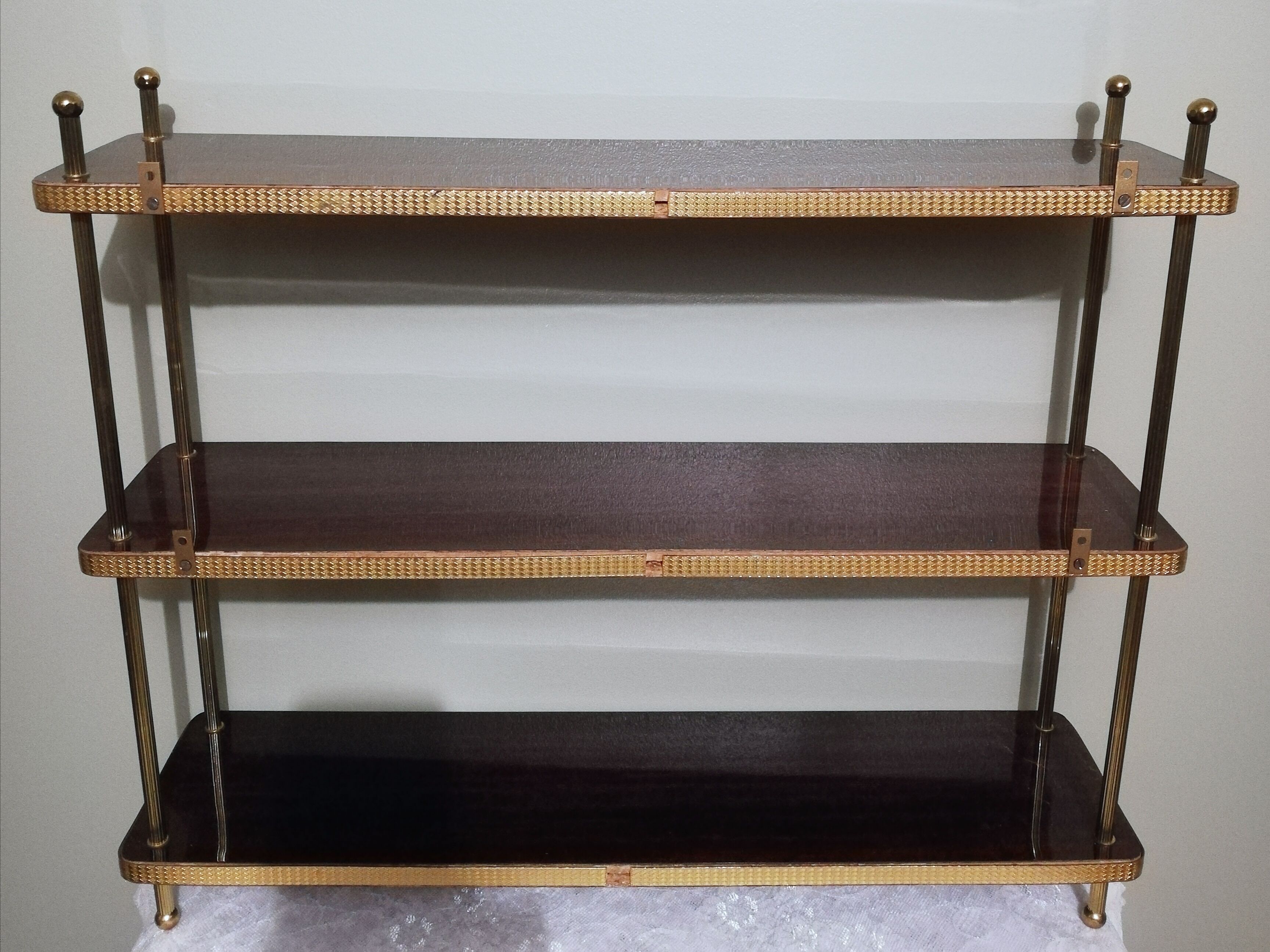 Vintage shelf to install or fix in formica and brass