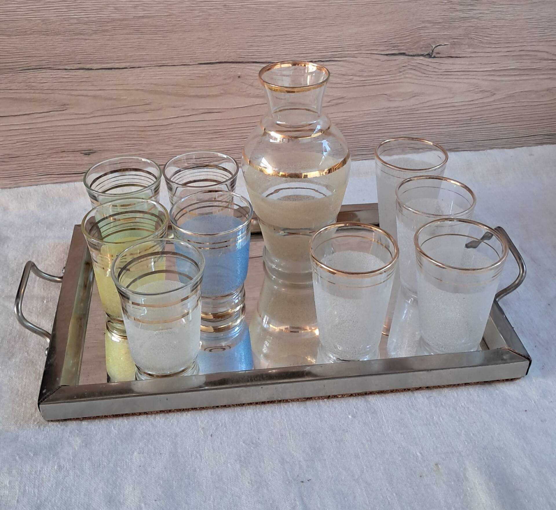 Vintage liqueur service from the 50s/60s — Decanter, 9 pastel glasses & tray