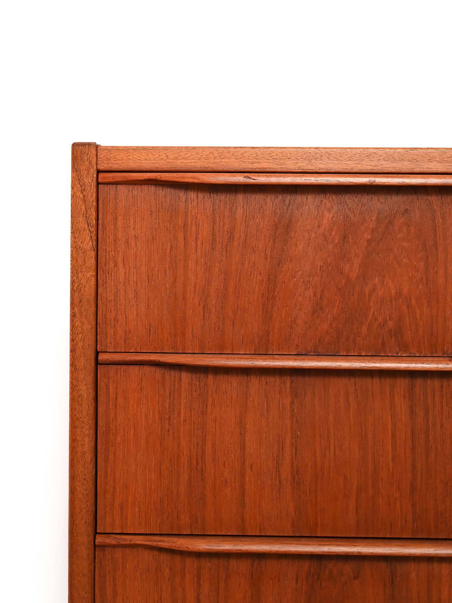 Scandinavian teak chest of drawers, 1960s
