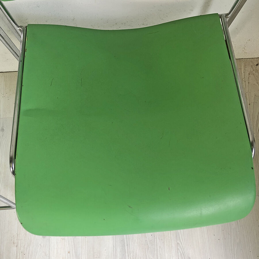 4 Green chairs 40/4 by David Rowland