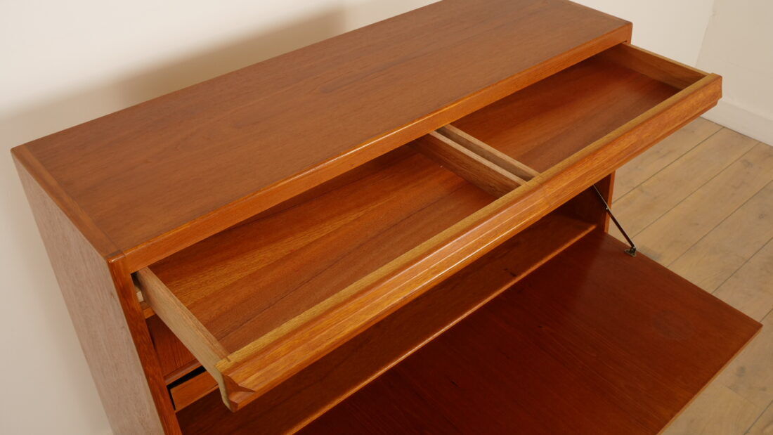 Vintage writing desk | Erling Torvits | Teak | 104 cm