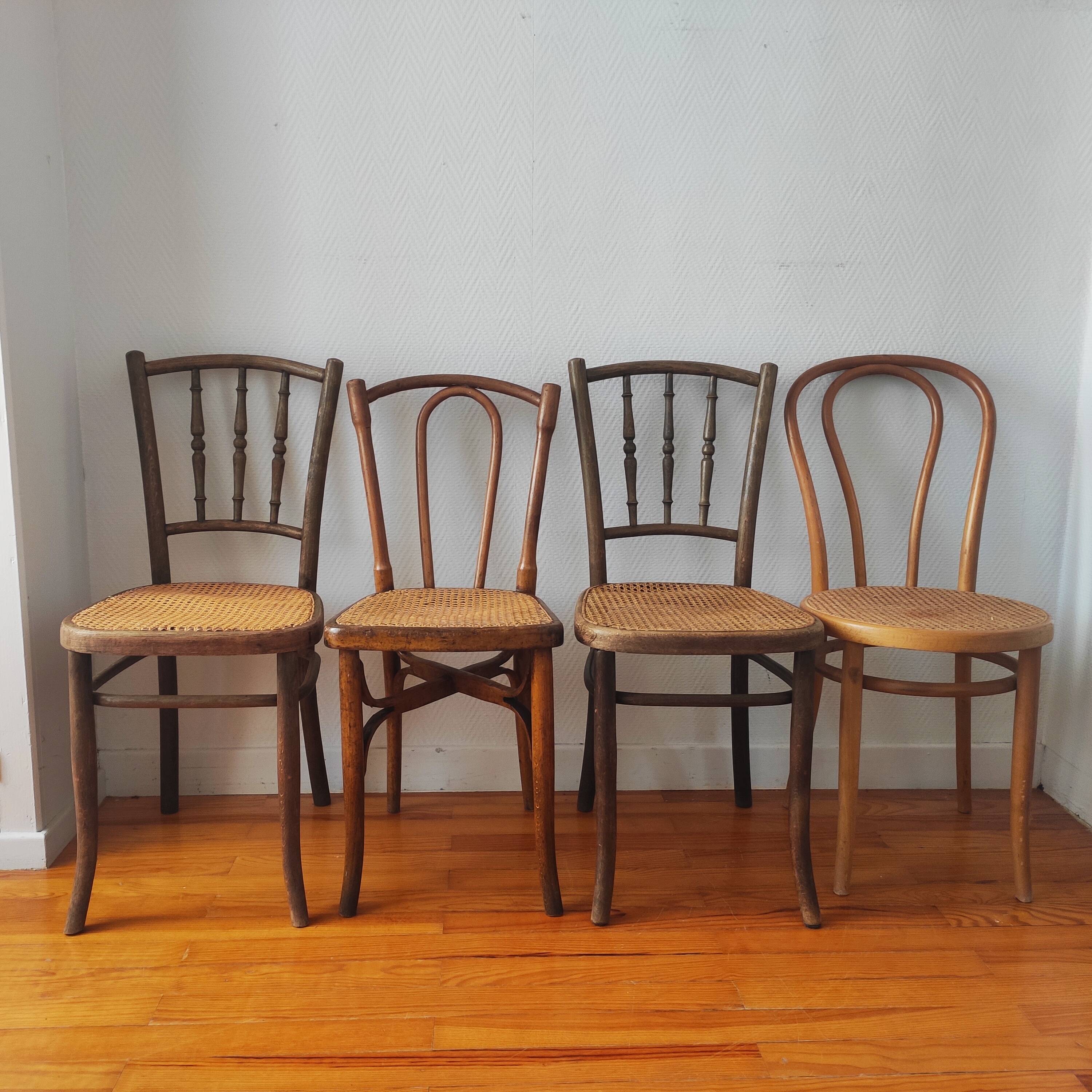 4 chaises de bistrot anciennes dépareillées bois et cannage
