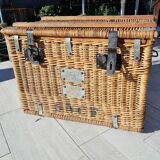 SNCF transport trunk