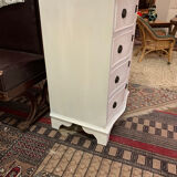 White English chest of drawers