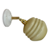 Applique globe vintage en opaline jaune pâle