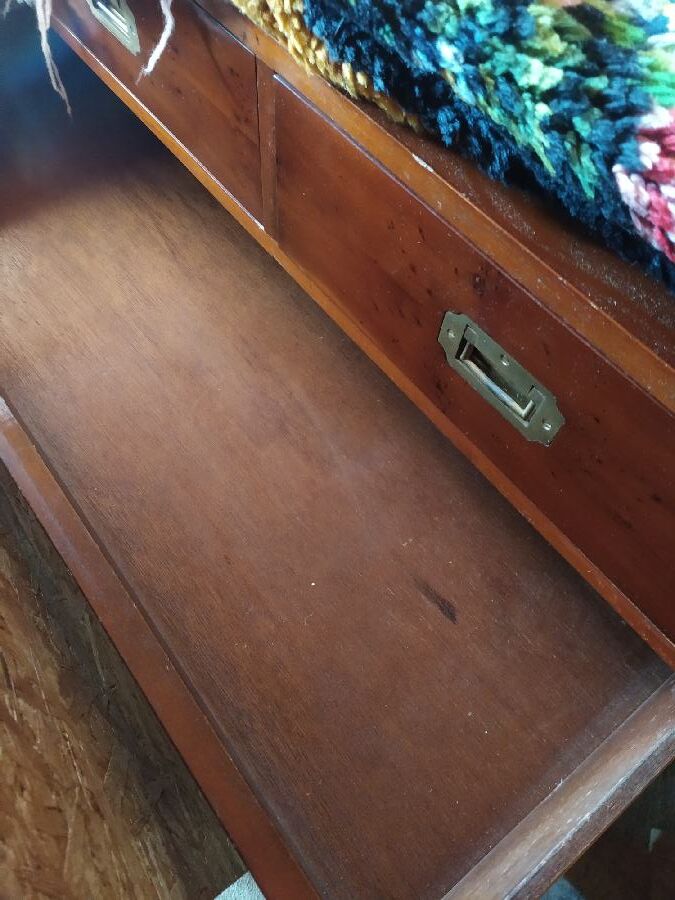 Commode marine
