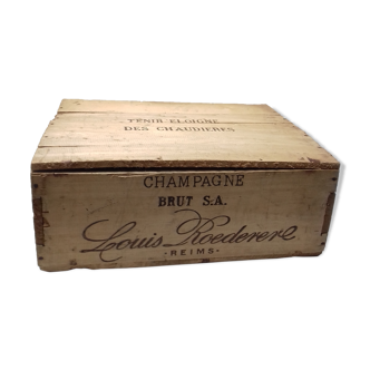 Old wooden case of champagne "Louis Roederer"