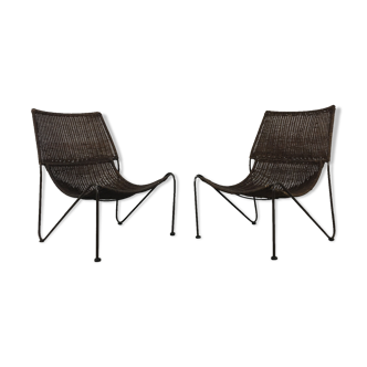 Paire de fauteuils en rotin et fil d'acier par Frederick Weinberg