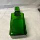 Carafe en verre verte
