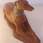 Figurine lévrier