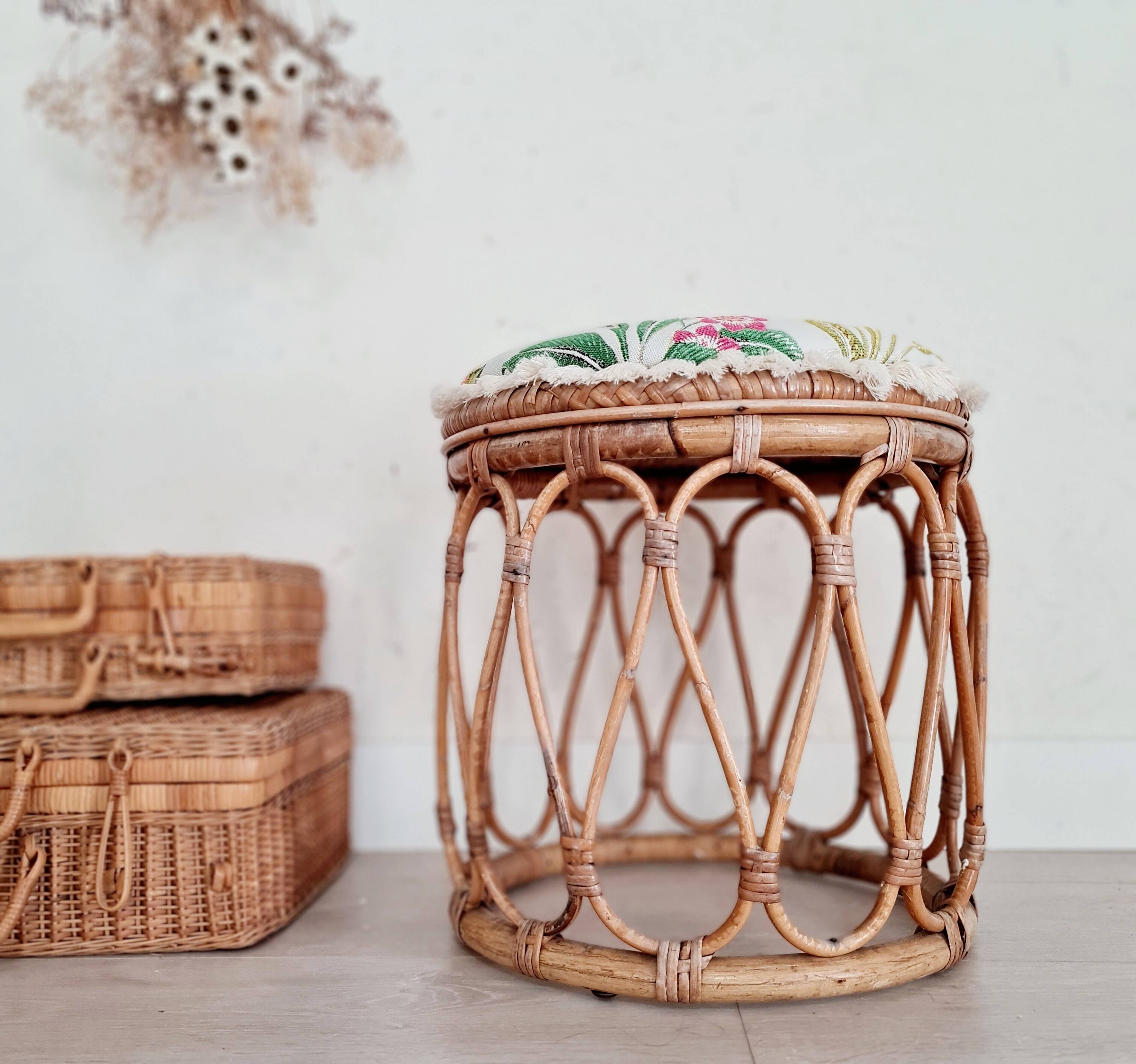 Pouf or end of rattan sofa with tropical seat