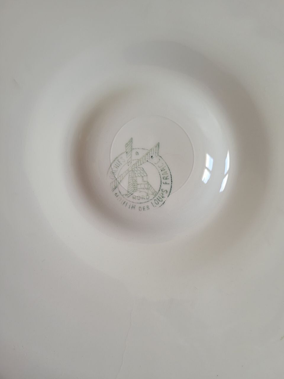 Vintage shellfish or oyster plate Moulin des Loups