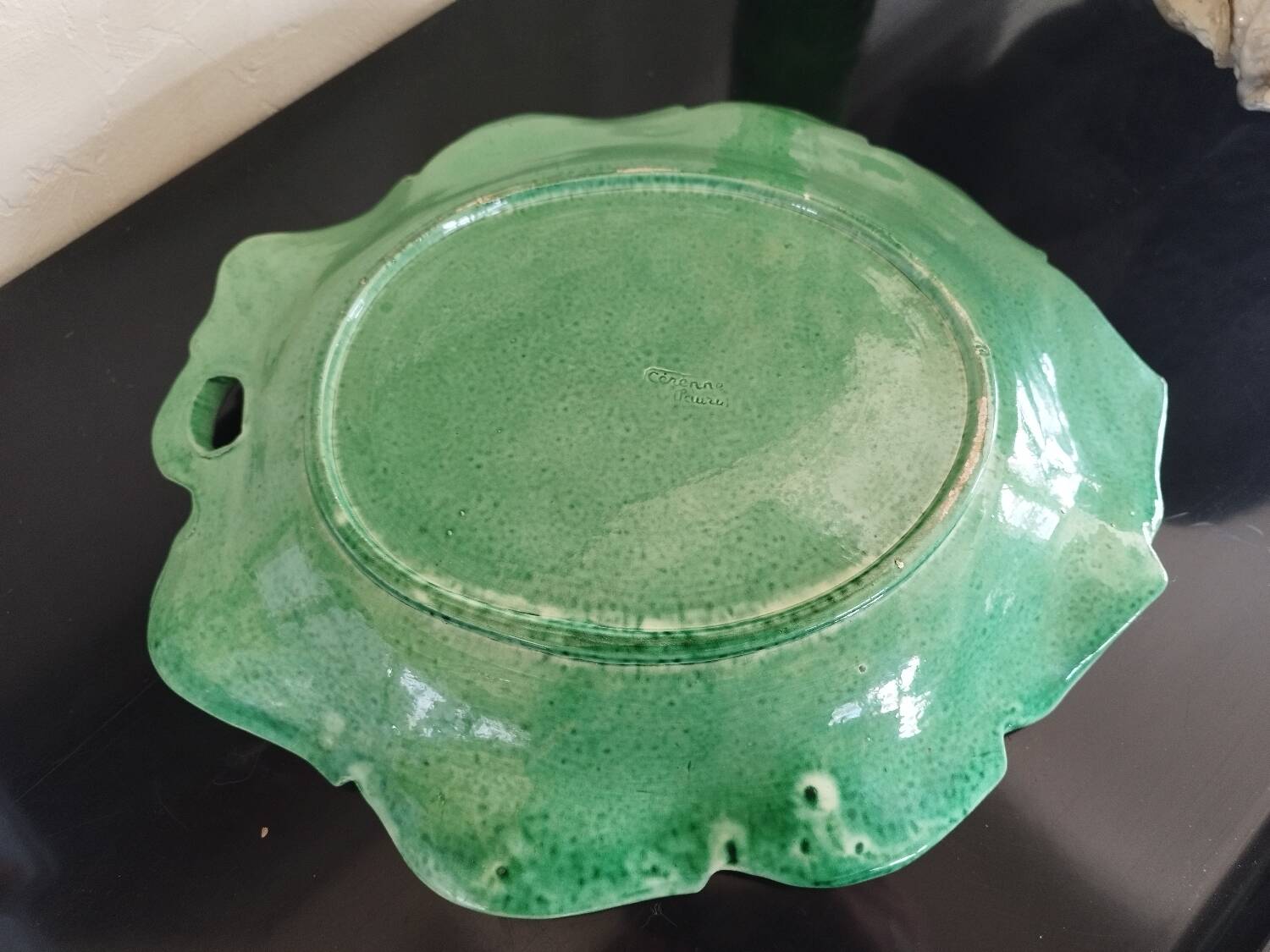 Plate, fruit bowl or leaf-shaped catchall Vallauris