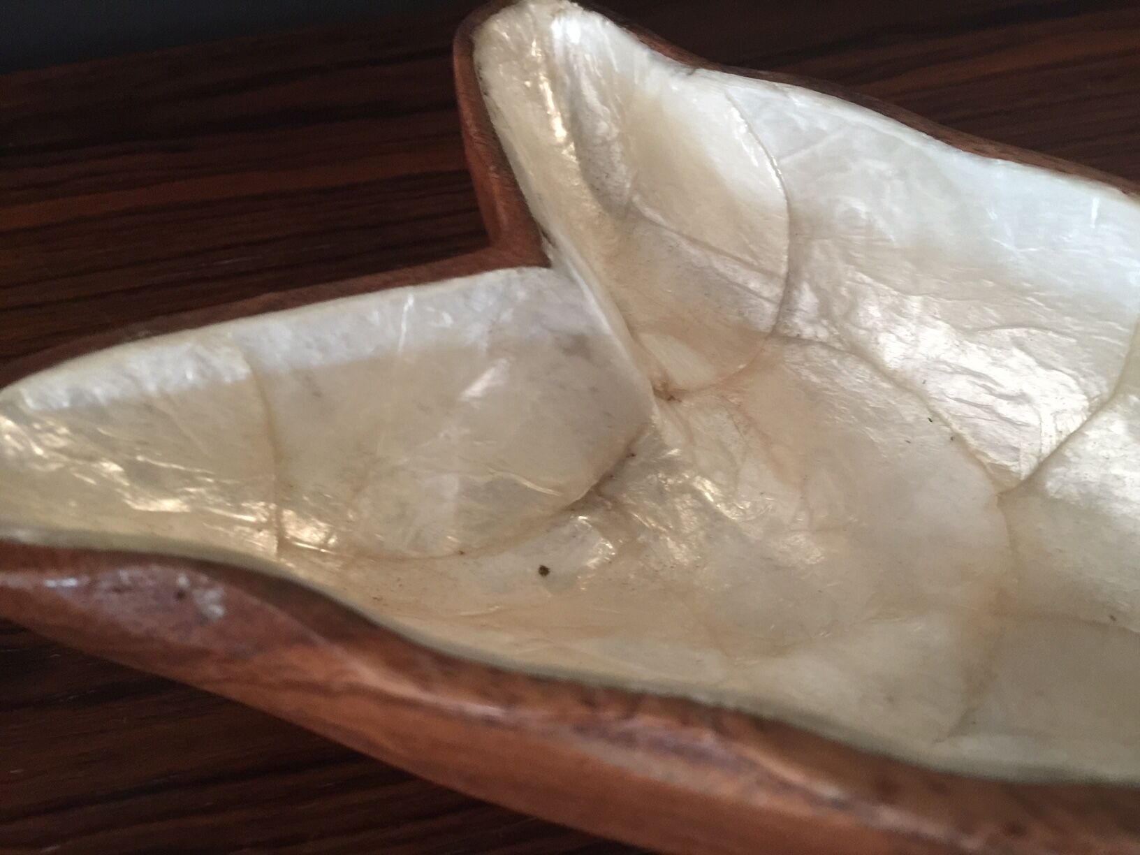 Vide poche en bois et nacre
