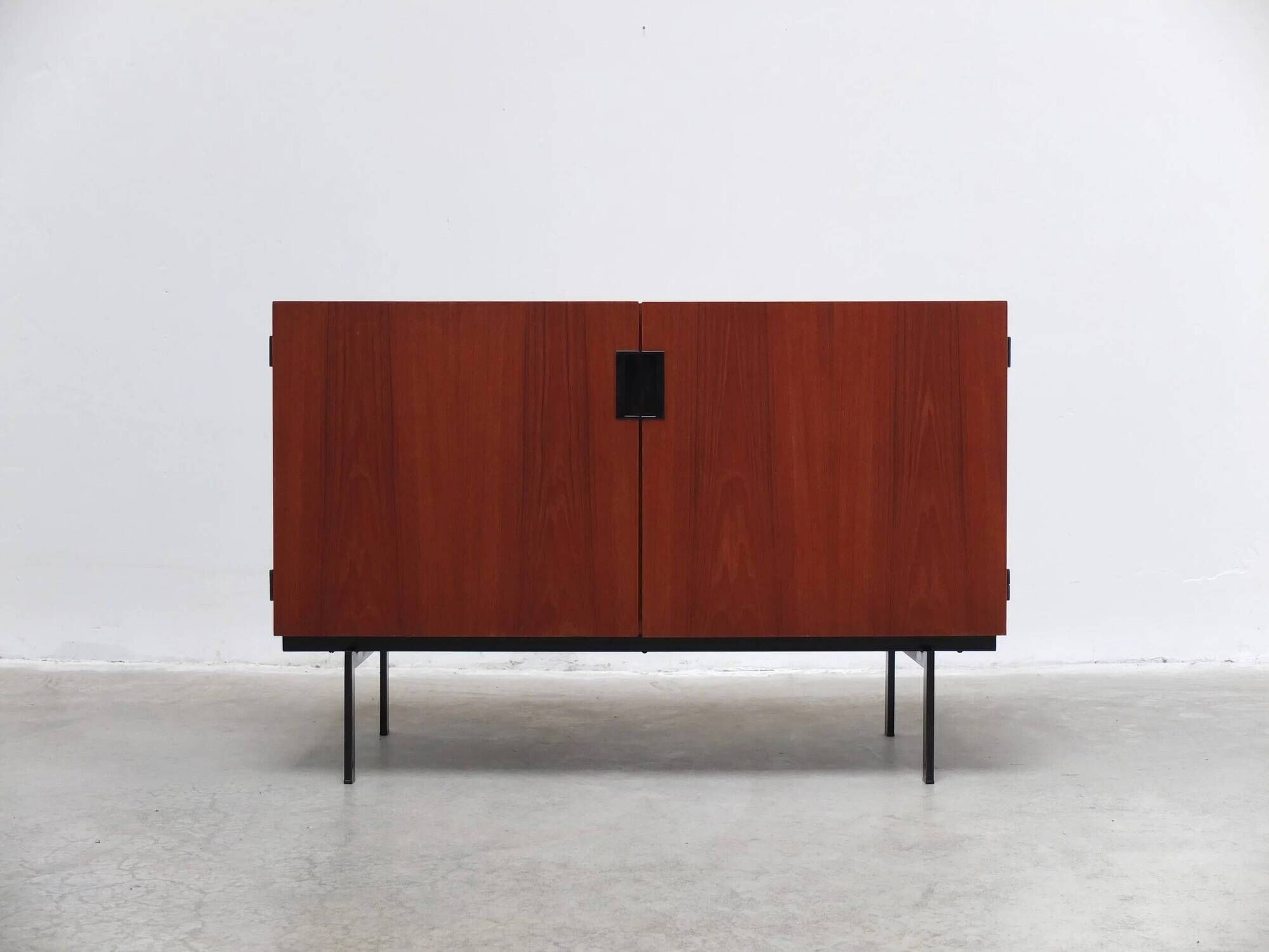 Rare 'DU02' sideboard by Cees Braakman for Pastoe, 1958