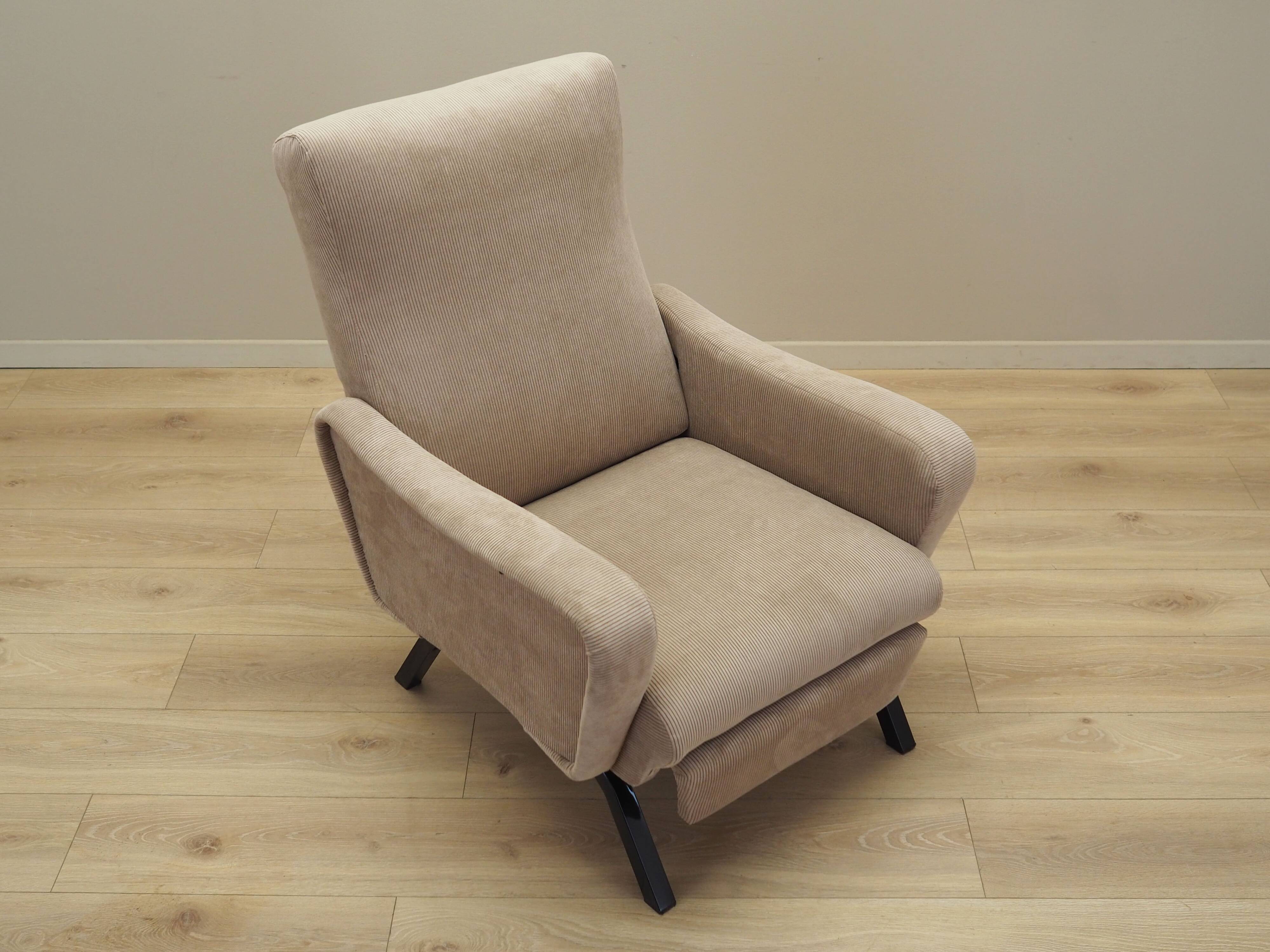 Adjustable armchair, Italian design, 1970s, production: Italy