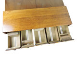 Shelf with 5 storage