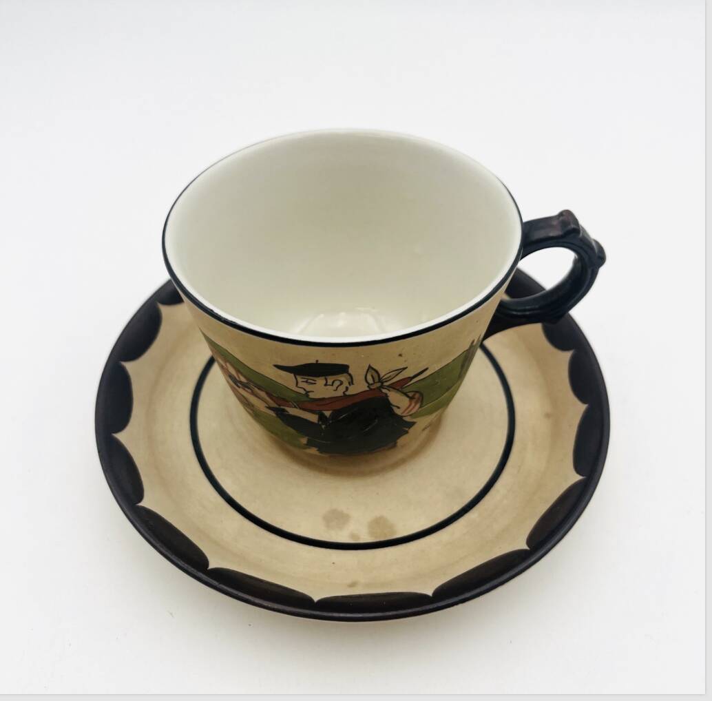 Tasse et sous-tasse basques signé Gaitaud R. Saint-Jean-de-Luz-637005