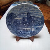 8 blue English dessert plates