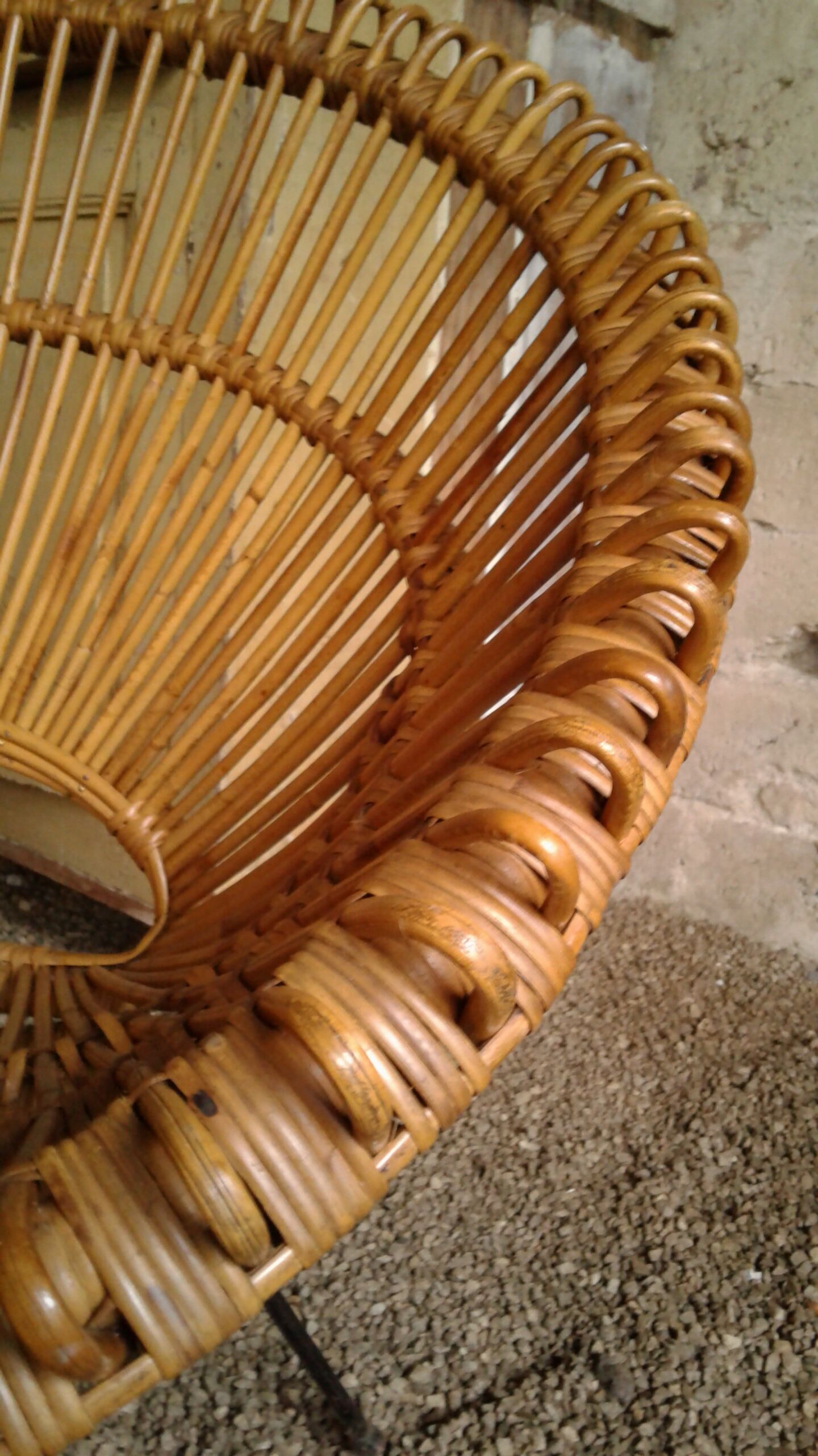 Fauteuil en rotin des années 50