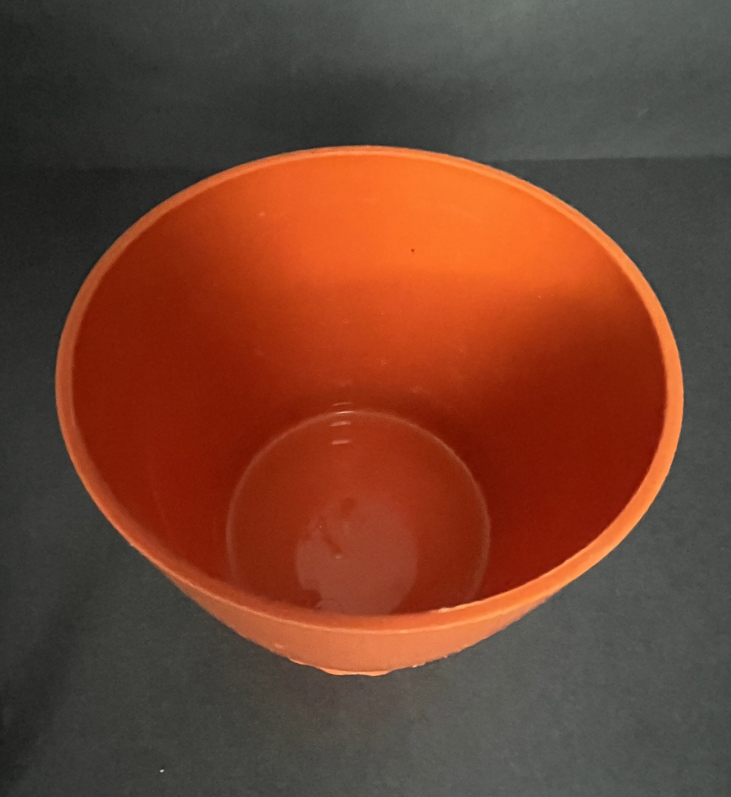 Apparatus for making crushed ice