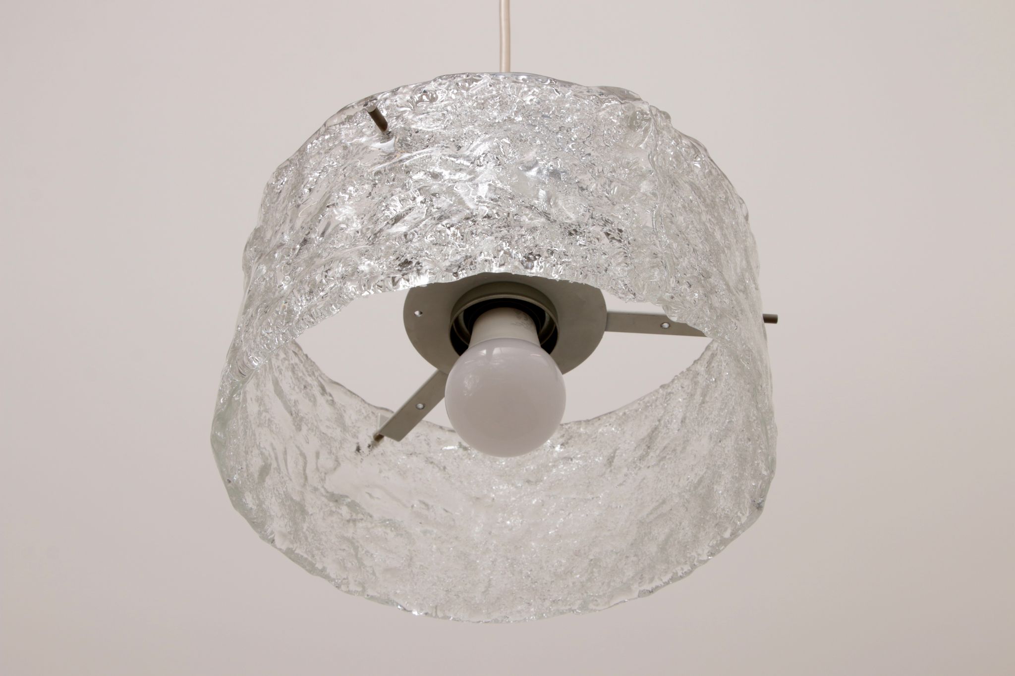 Very rare ice glass lamp produced by Egon Hillebrand, 1960 Germany.