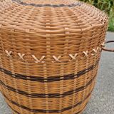 Wicker laundry basket