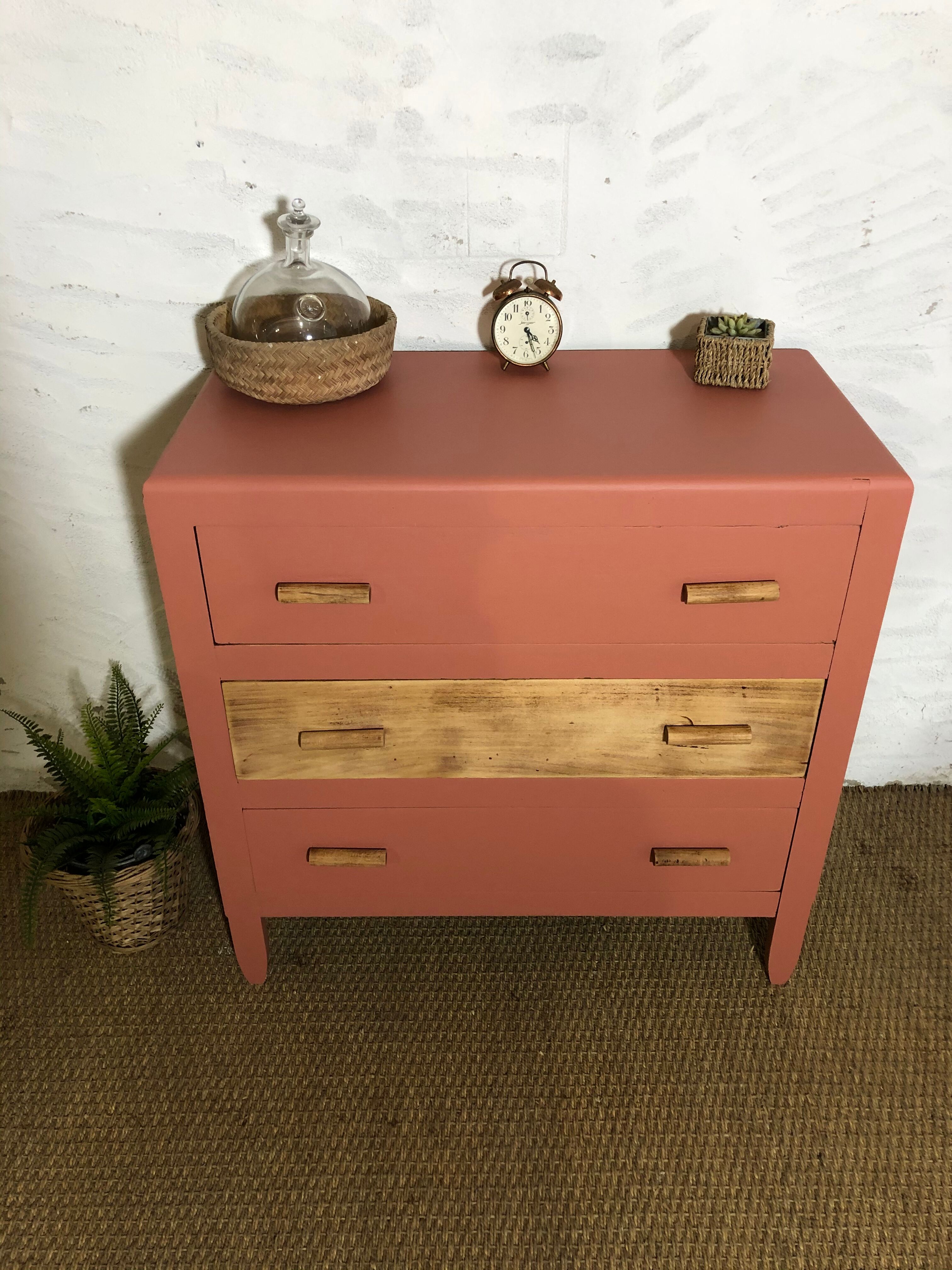 Vintage dresser