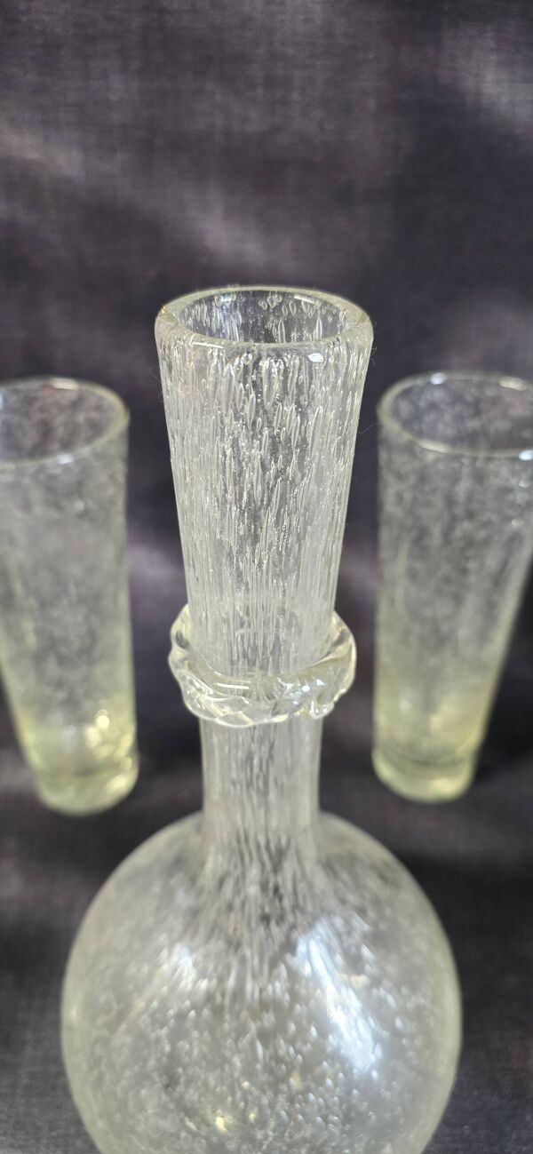 Lot de verrerie bullée Biot – carafe, verres et seau à glace – années 1960