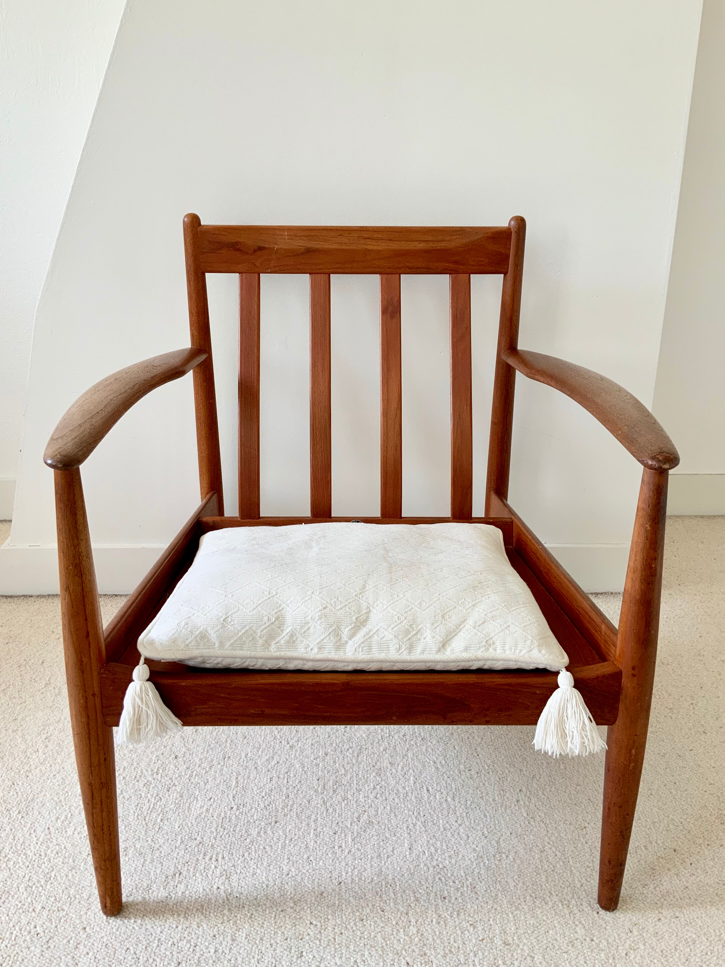 Fauteuil en teck Grete Jalk