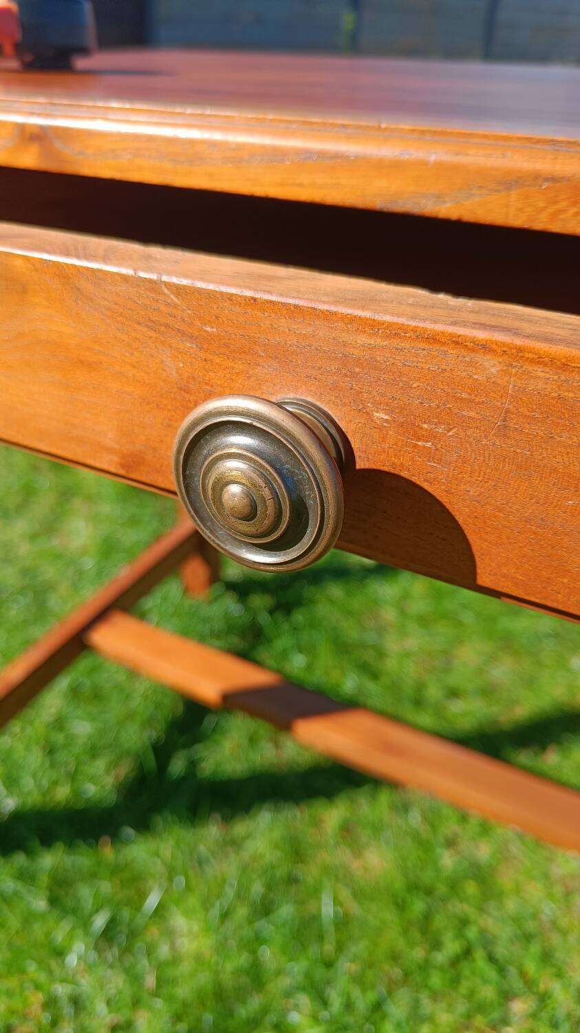 Table de ferme ancienne en bois – authenticité & charme rustique