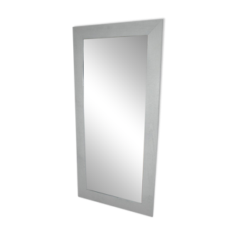 Rectangular white wall mirror with a painted wood frame and glass, 1980s, 59x119 cm.