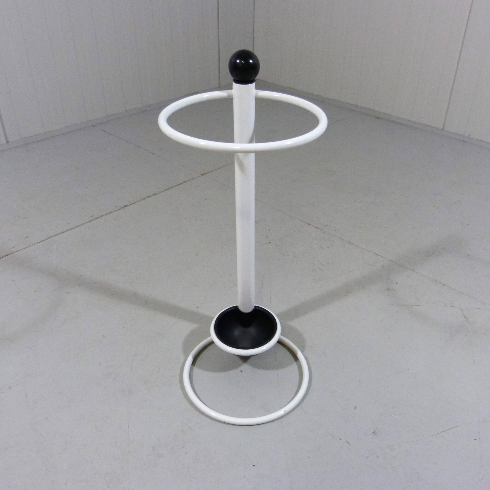 Umbrella stand in white & black by D-TEK 1980’s