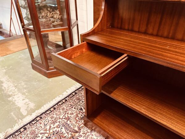 Bar anglais antique en acajou Chesterfield avec tabourets de bar