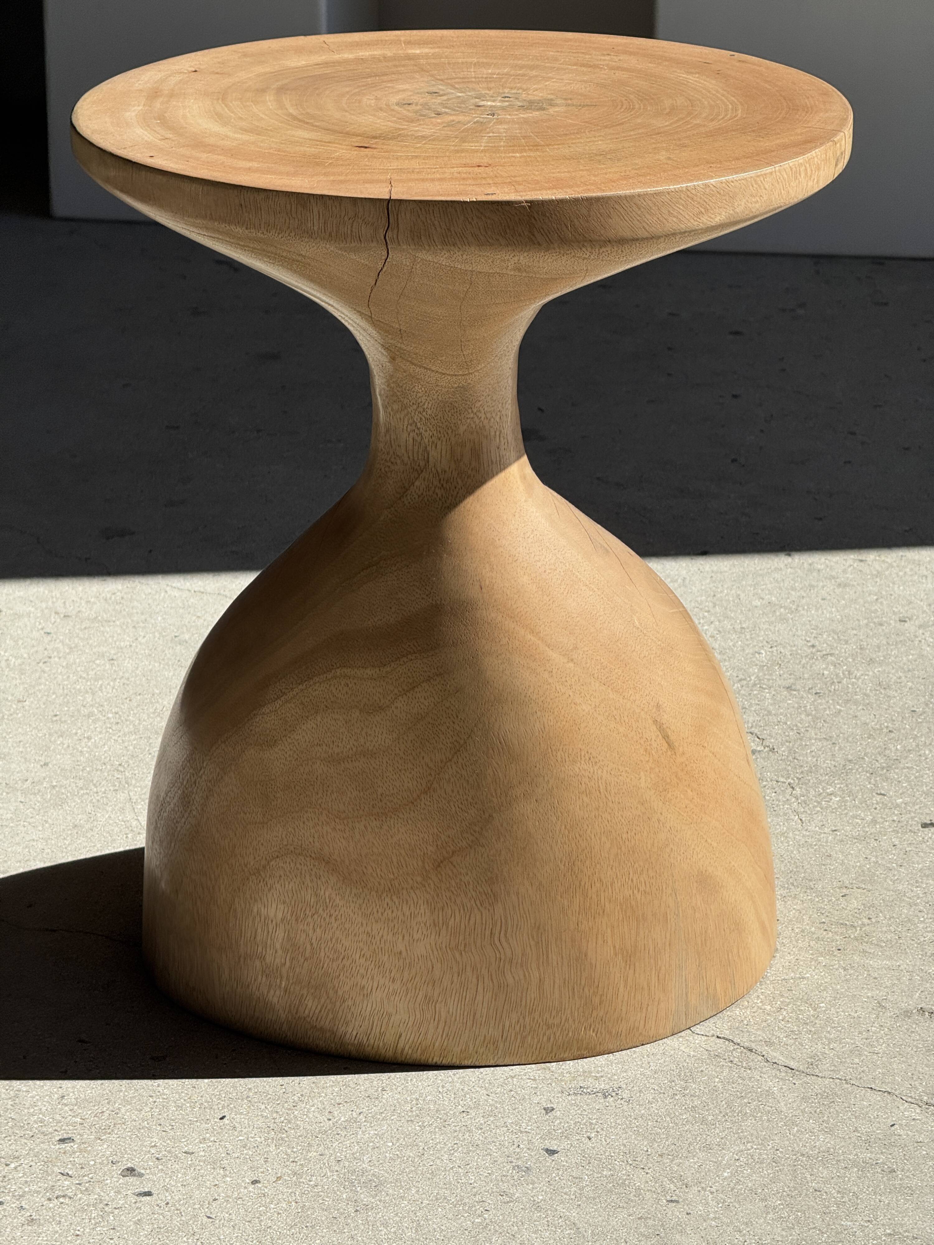 Sexy Neck - Solid wood (monoxyle) side table in natural colour H45