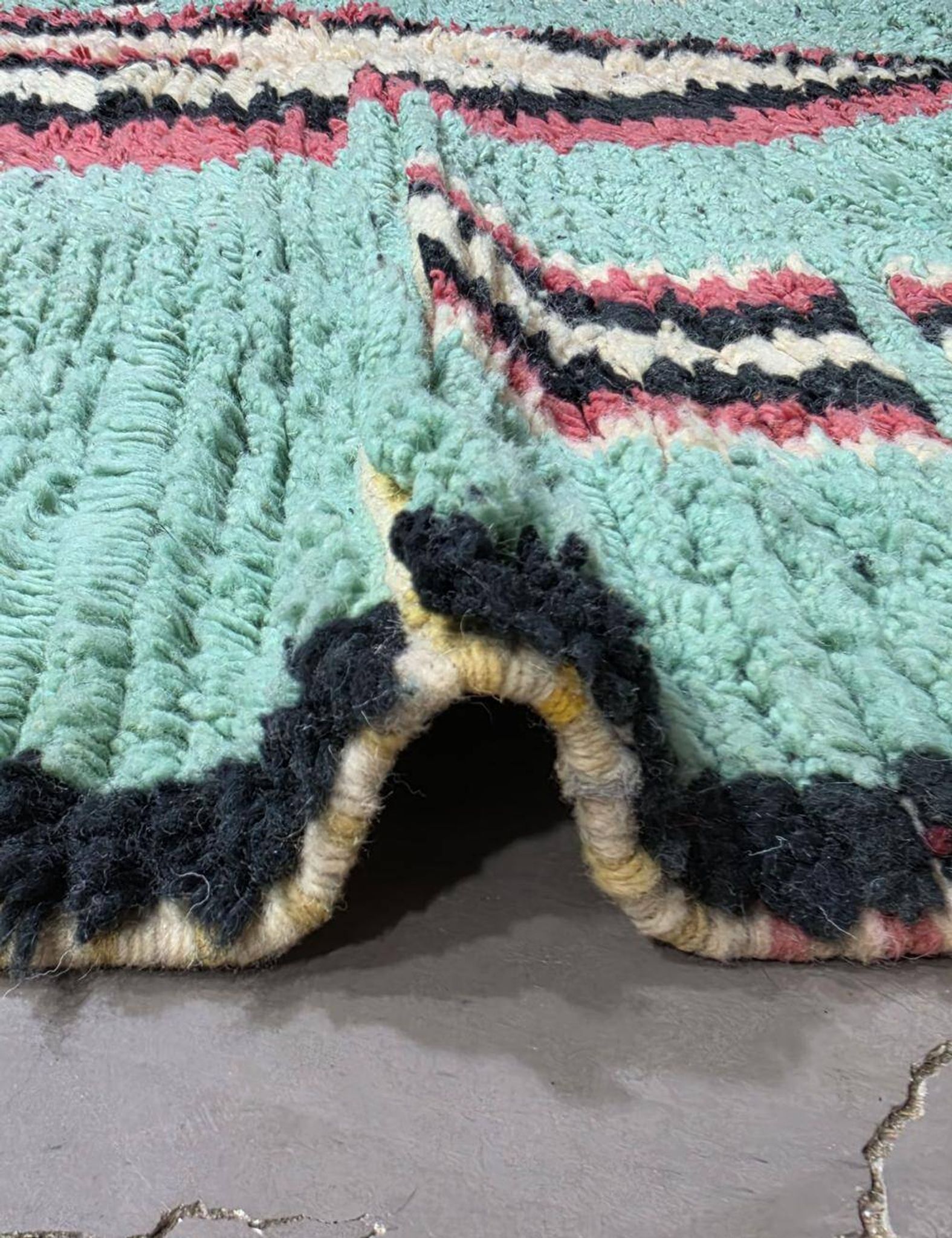 Contemporary Berber Rug - 295 x 210 cm
