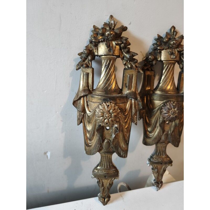 Pair of decorative bronze items from the 19th century.
