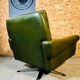 Fauteuil en cuir vert olive vintage danois Svend Skipper