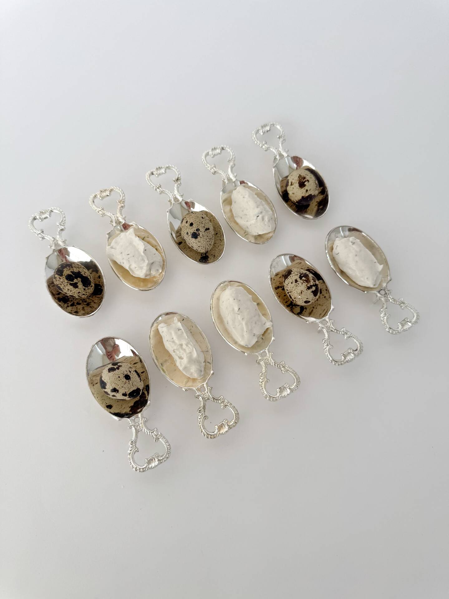 Ensemble de cuillères à amuse-bouche en argent vintage