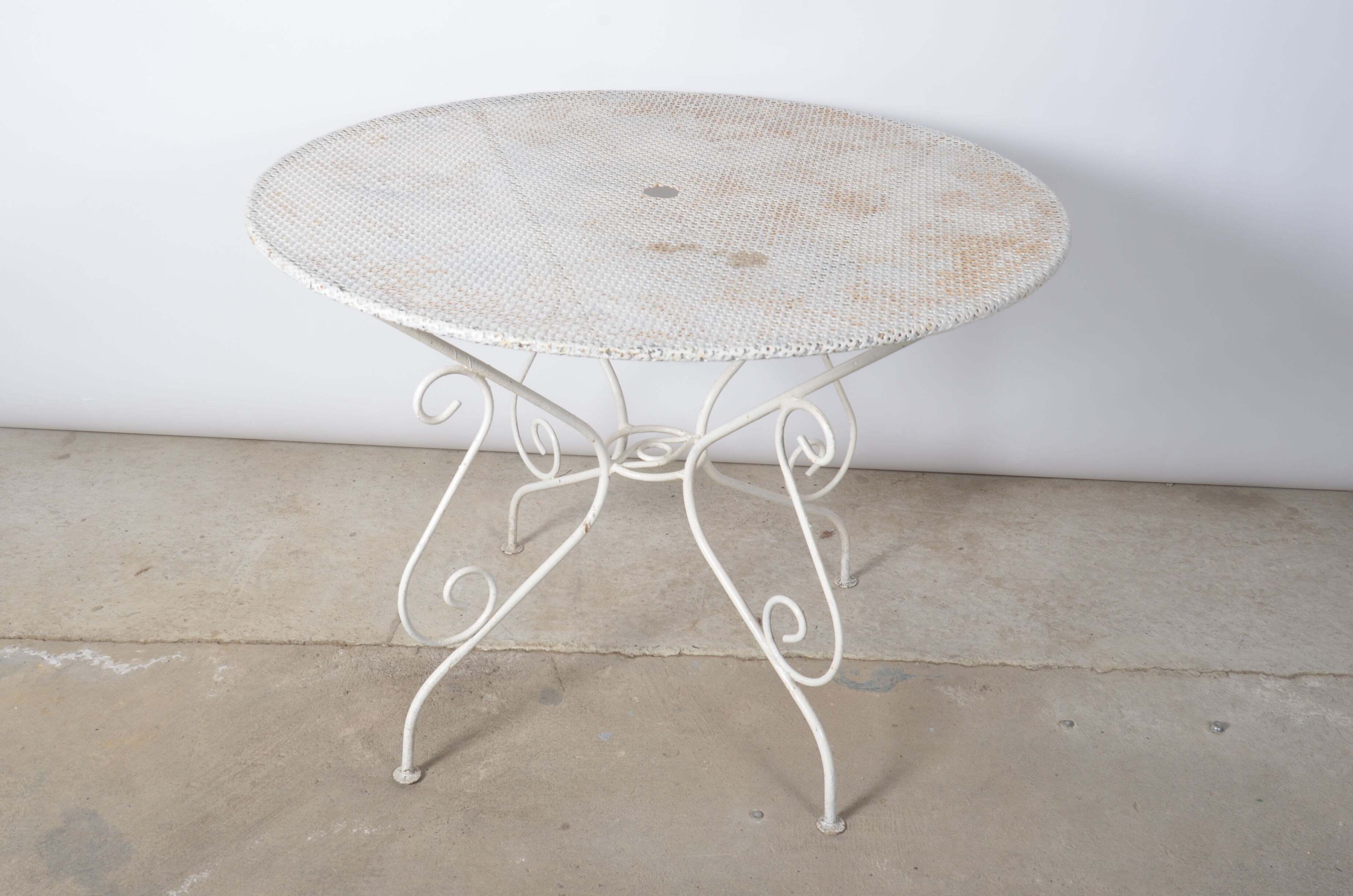 Table de jardin en fer forgé